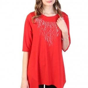 GRAND 3/4 Sleeve Red with rhinestone detail flowy tunic Size o/s NWT